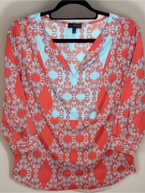 The Limited Coral and White Printed V-Neck Tunic Size Small